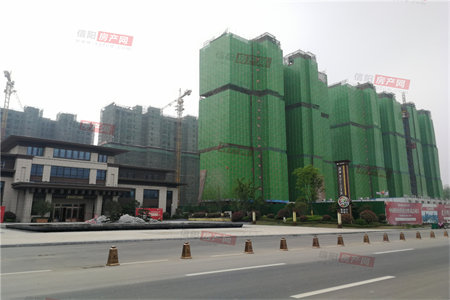 格林学府学区房，高端住宅，102平，69万，业主去青岛，急